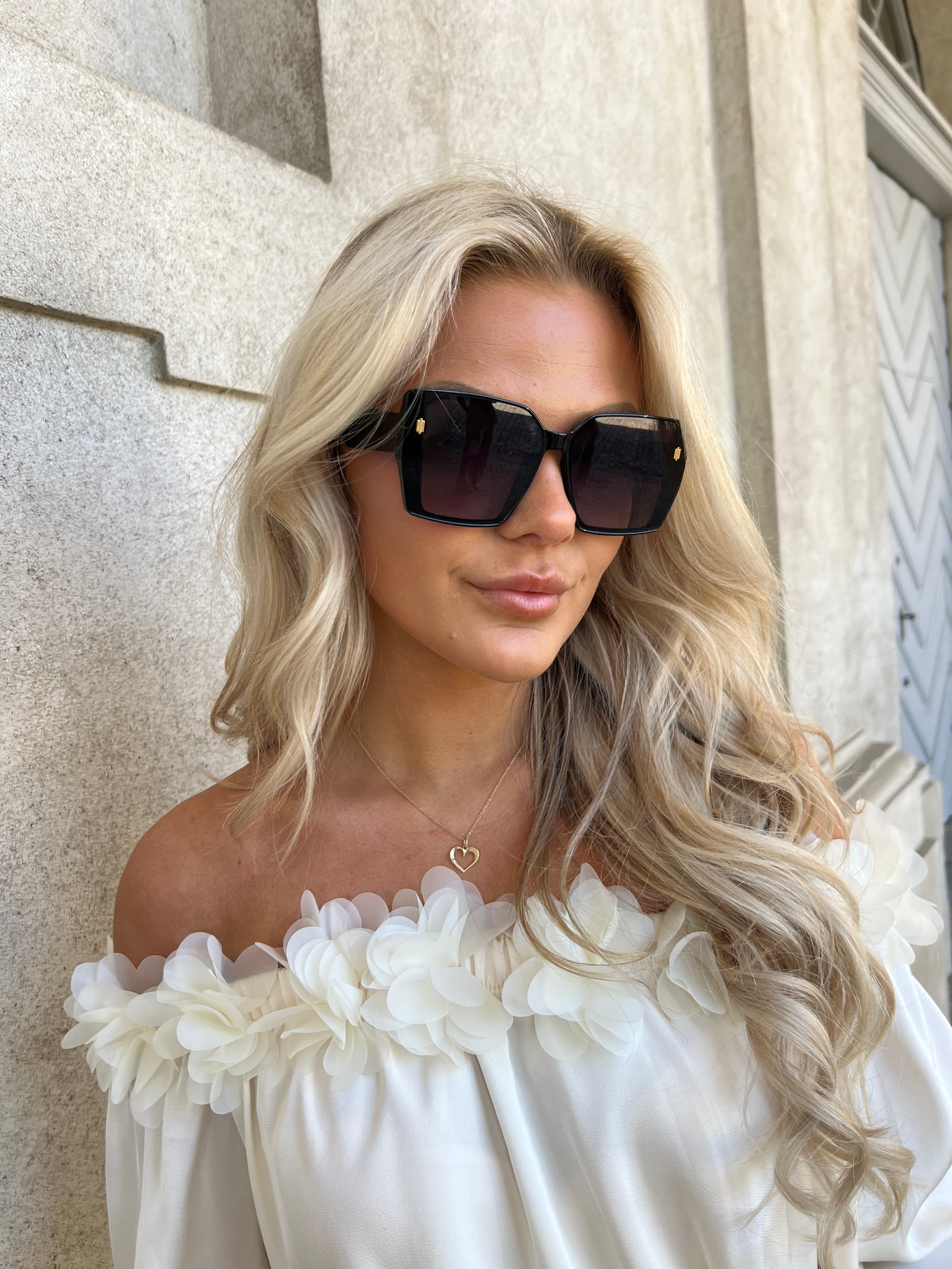 Celeste Solbriller sort