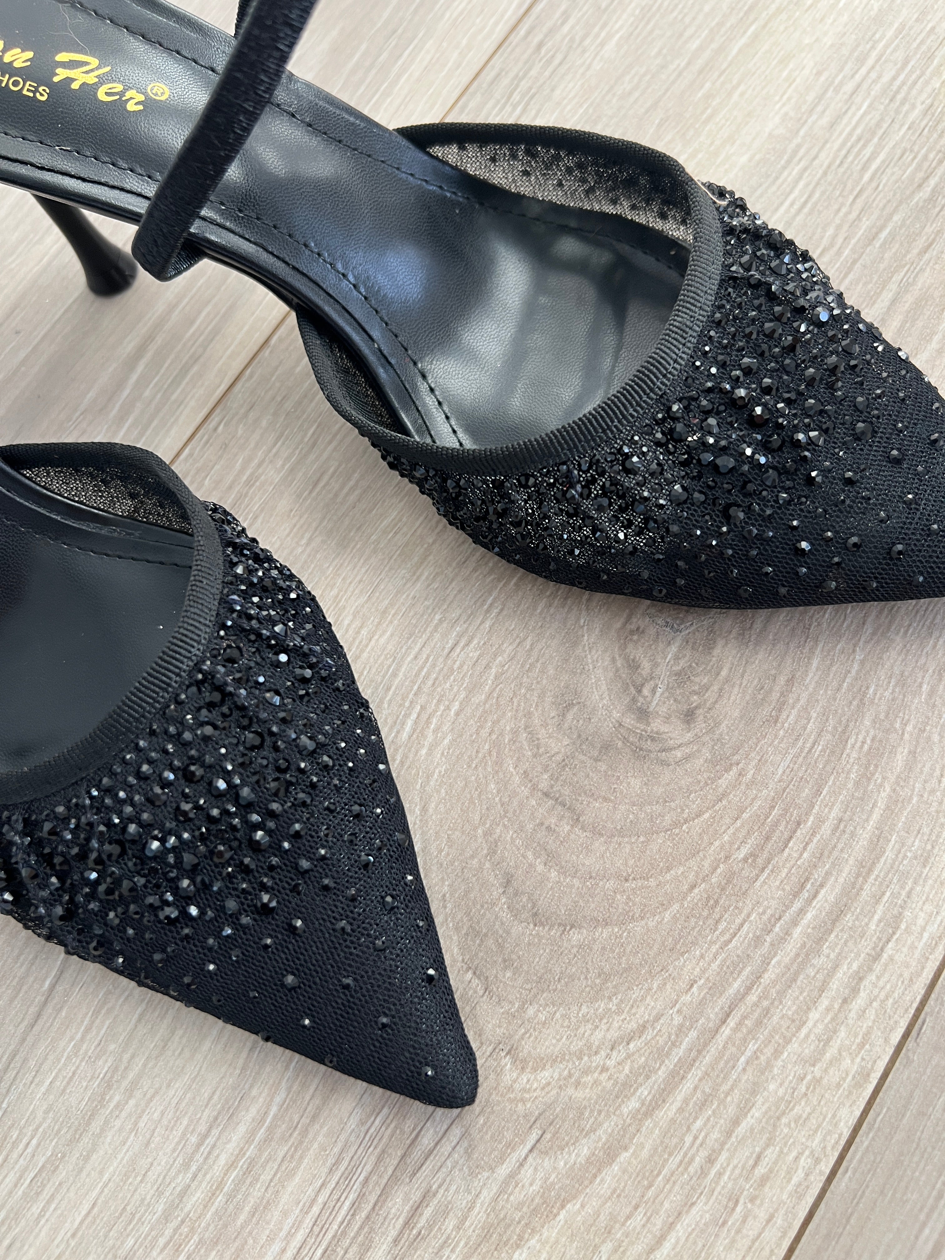 Divine black slingback heel