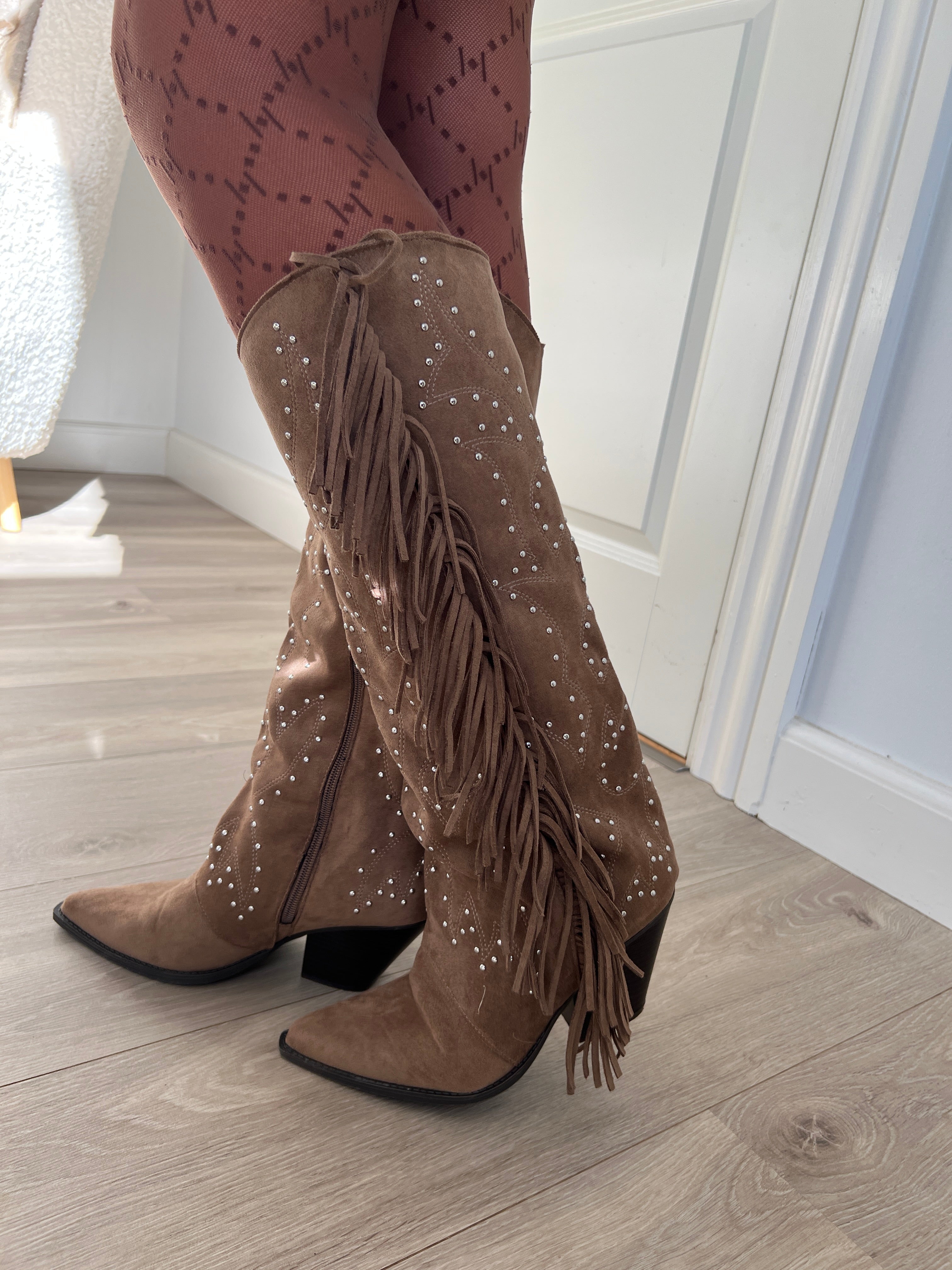 Joia khaki fringe boot