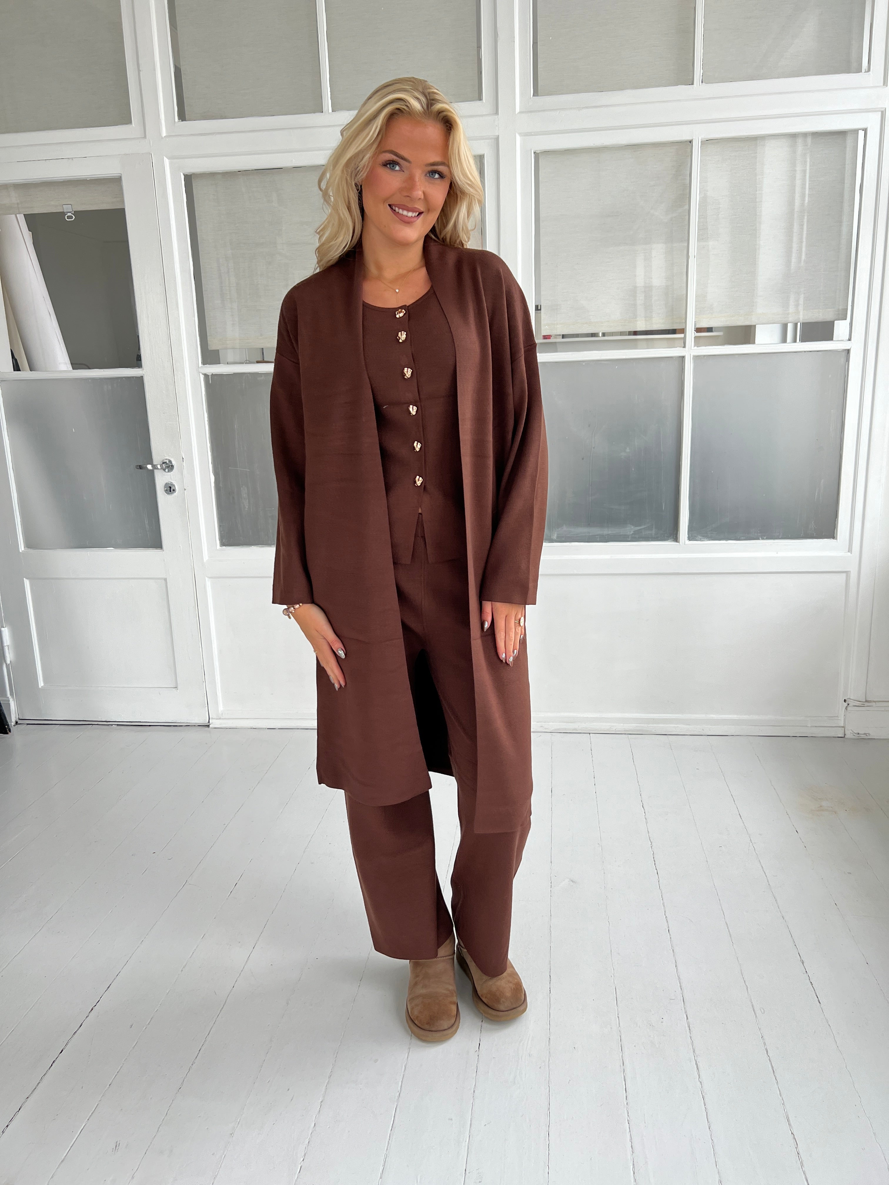 Flam Choko knit set fra webshoppen Aaberg Copenhagen