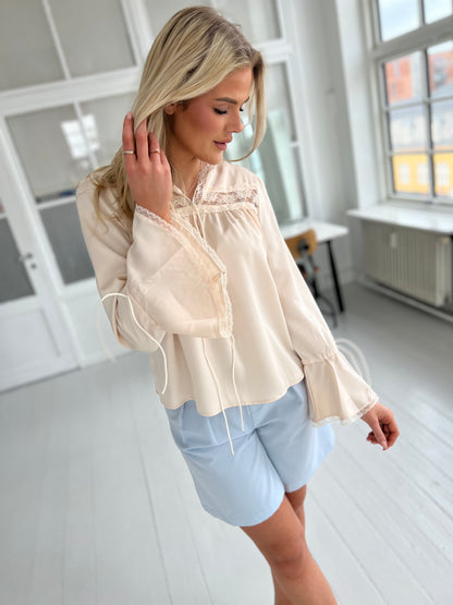 Azaka champagne blouse (2959)