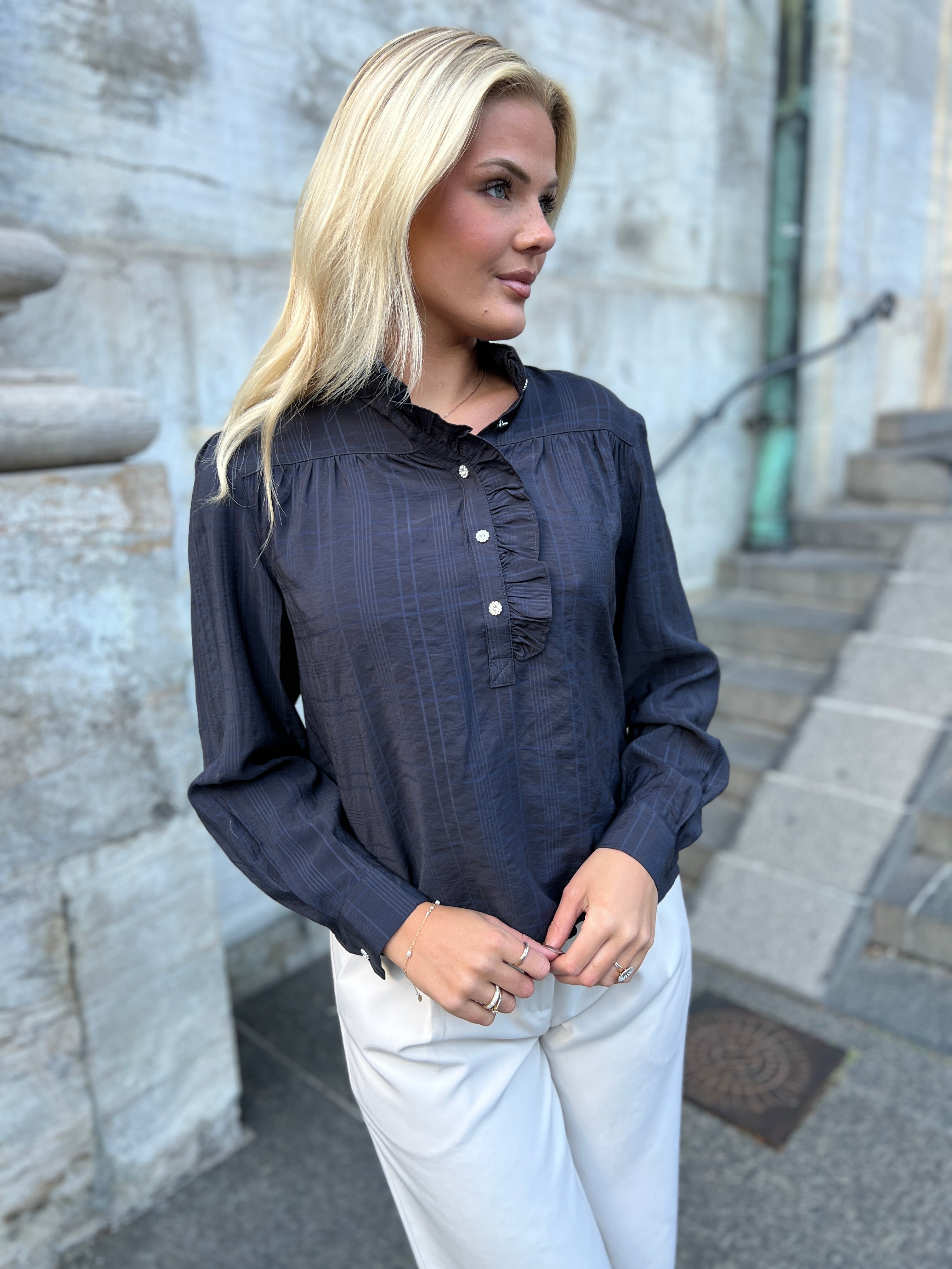 Continue - Skjorte - Ariana Navy blue