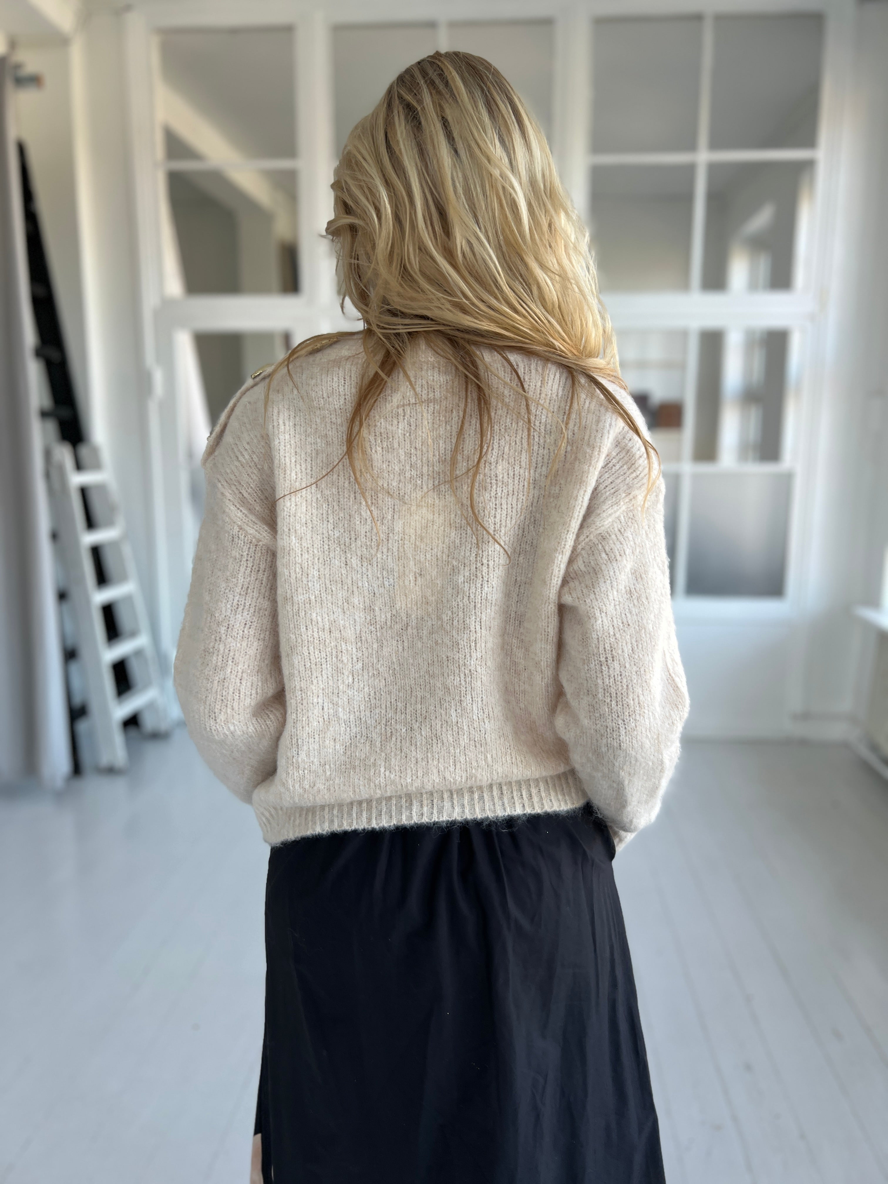 Azaka beige knit
