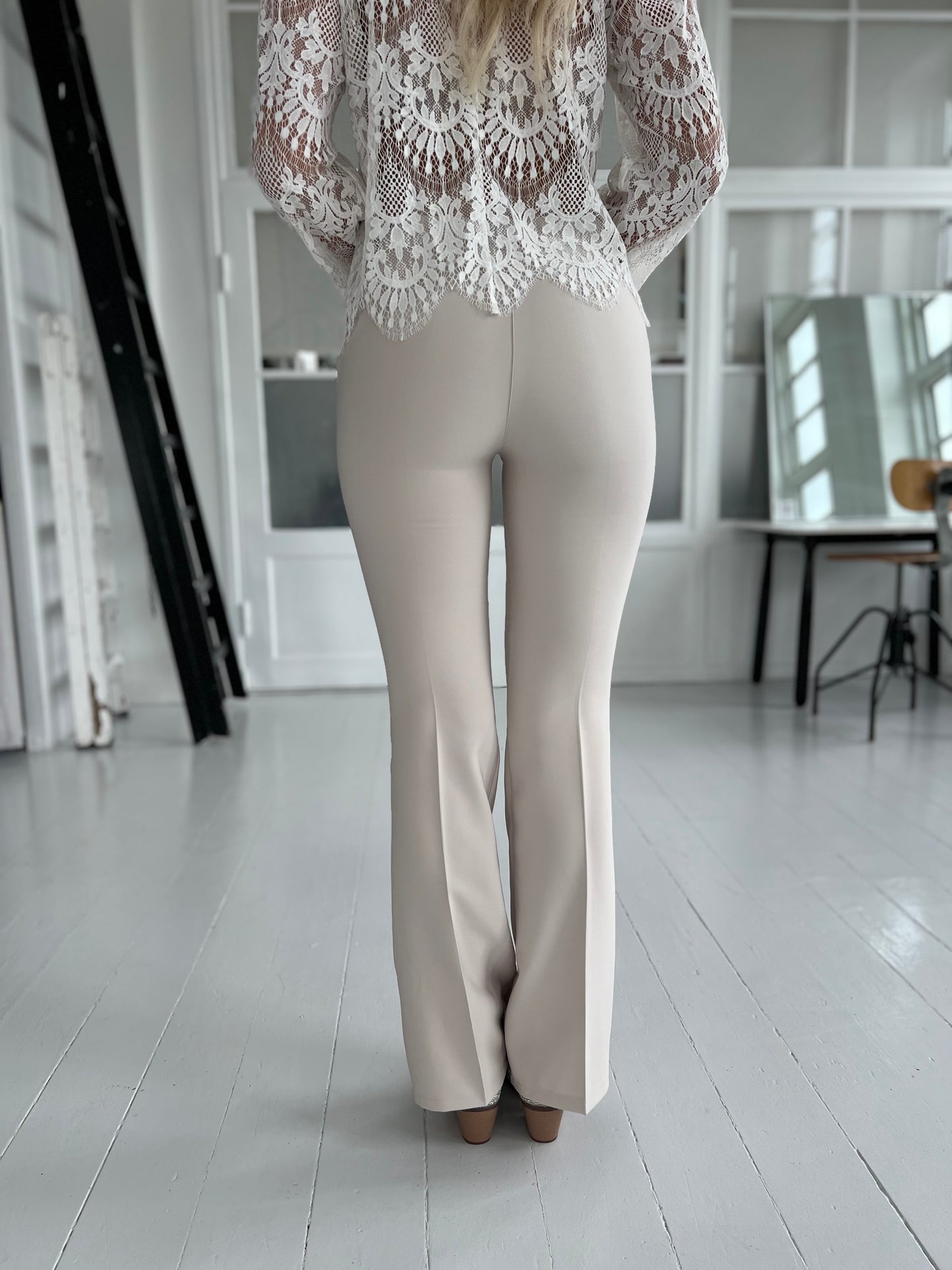 Julia beige pants (3386)