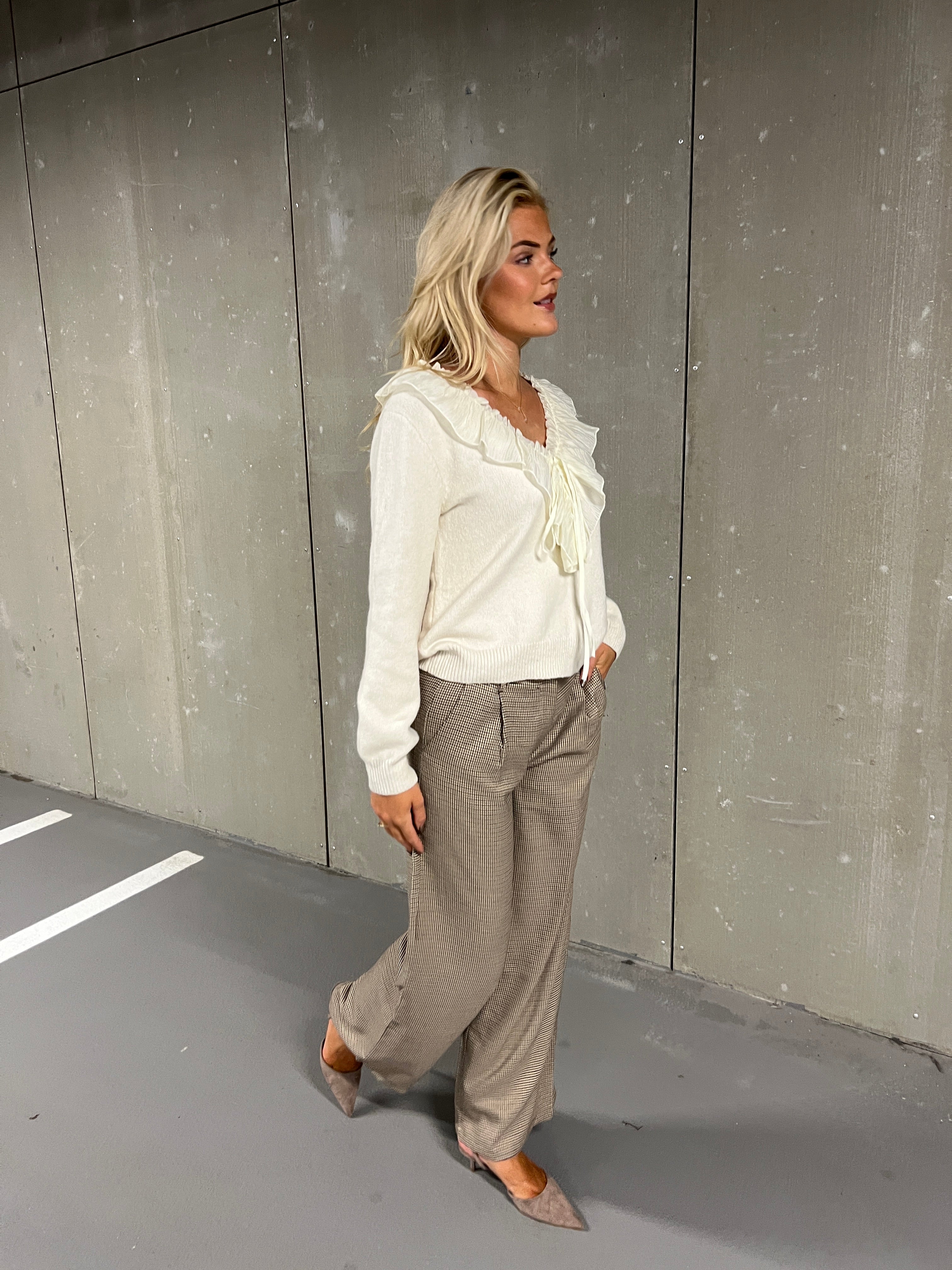 Eight Luxe brunternet pants fra webshoppen Aaberg Copenhagen