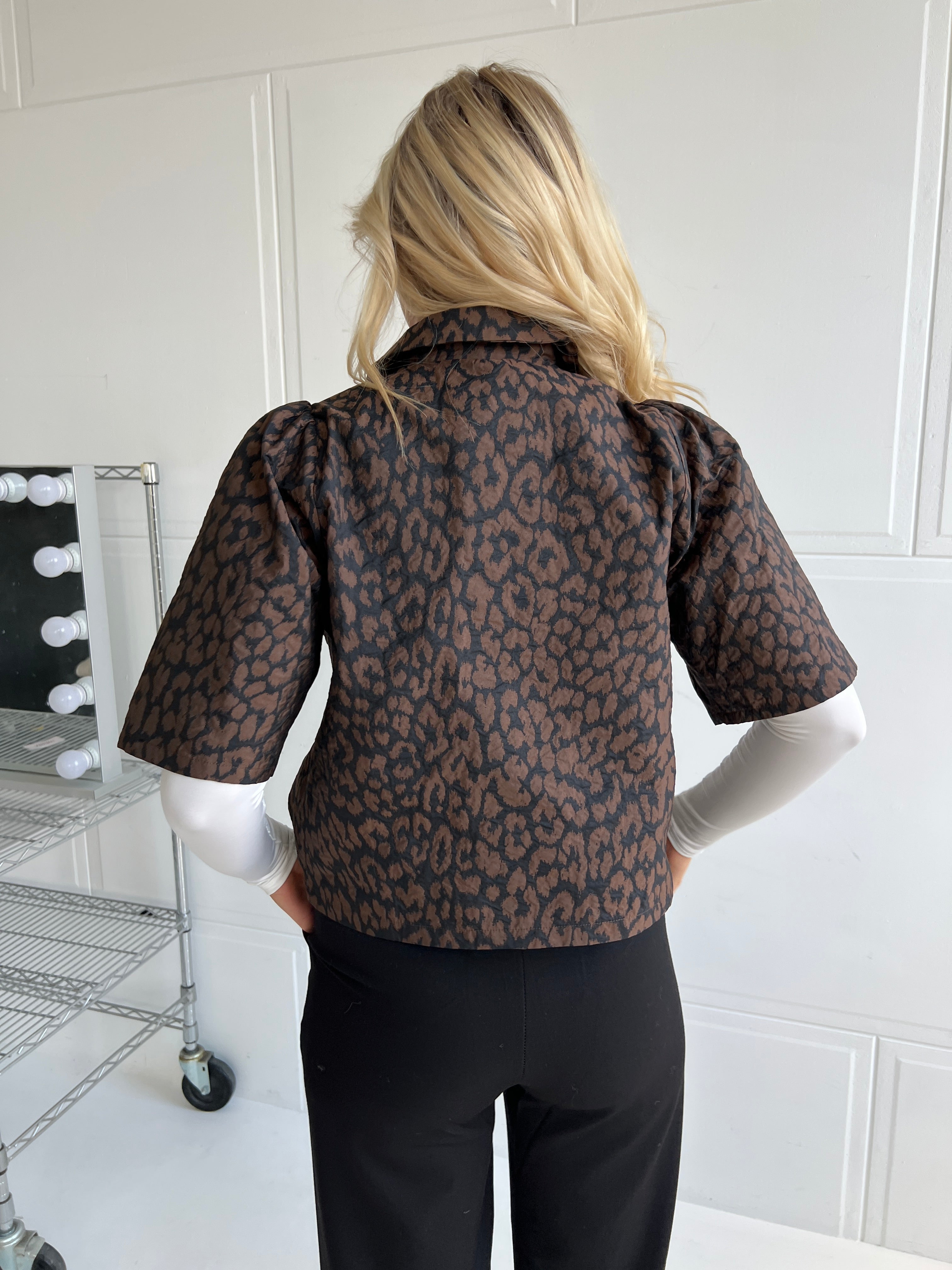 Continue - Skjorte - Astrid leo - Leo Brown