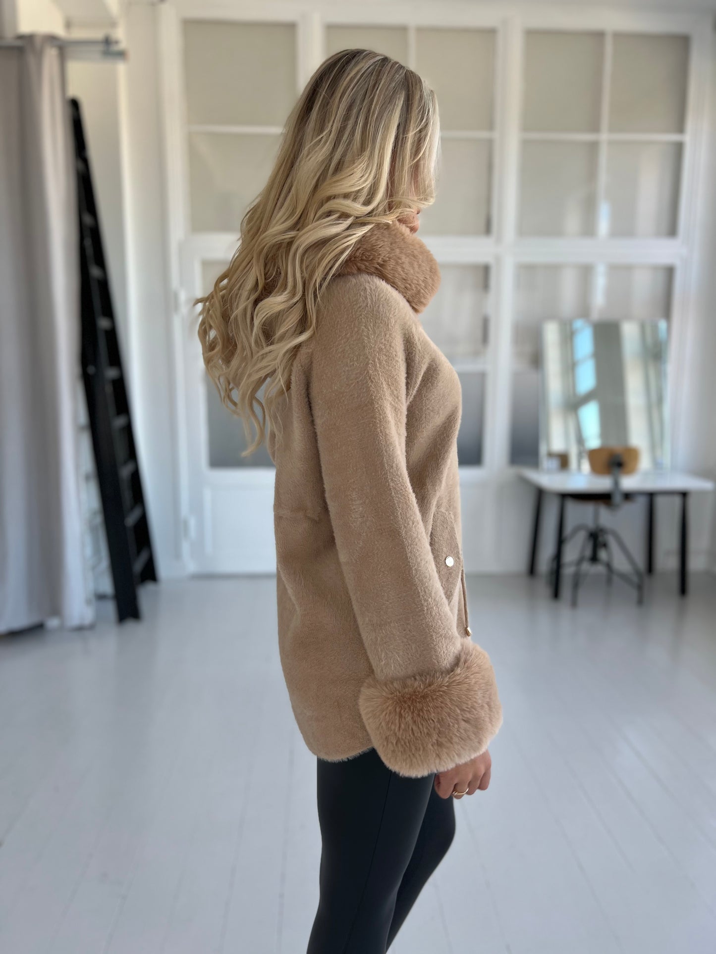 Azaka taupe faux fur (6219)