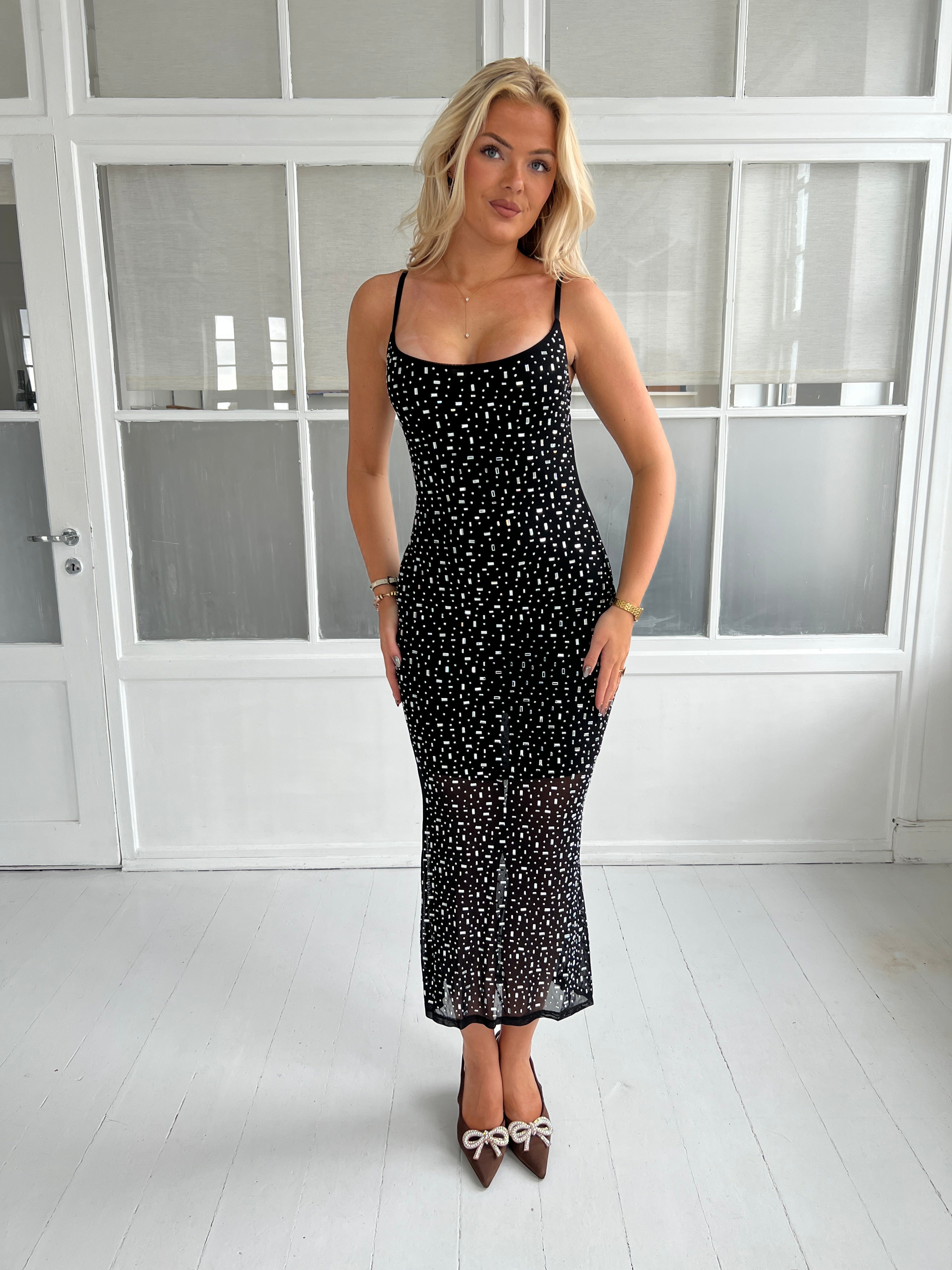 Flam black bling dress fra webshoppen Aaberg Copenhagen