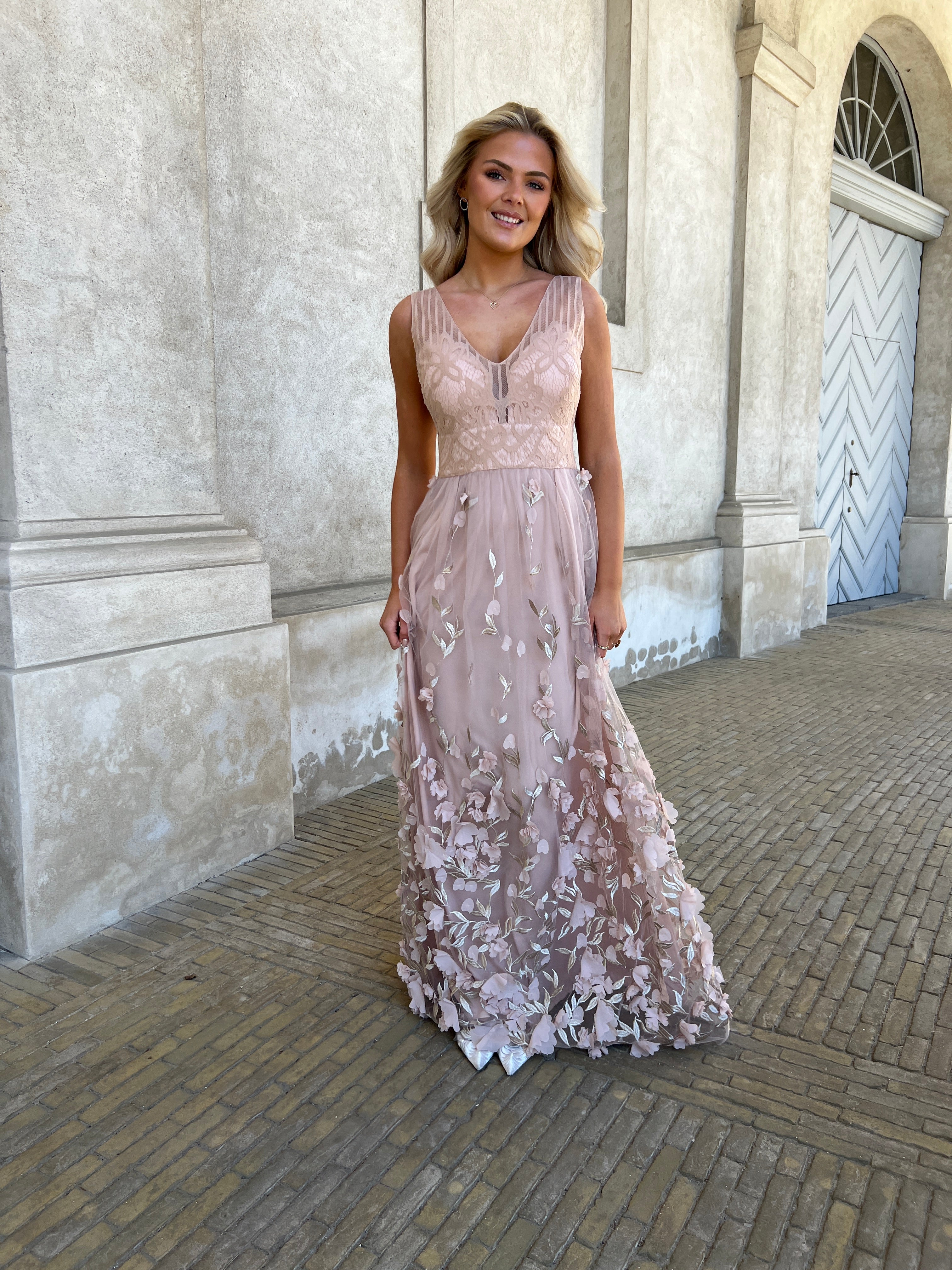 Soky rose flower tulle dress fra webshoppen Aaberg Copenhagen