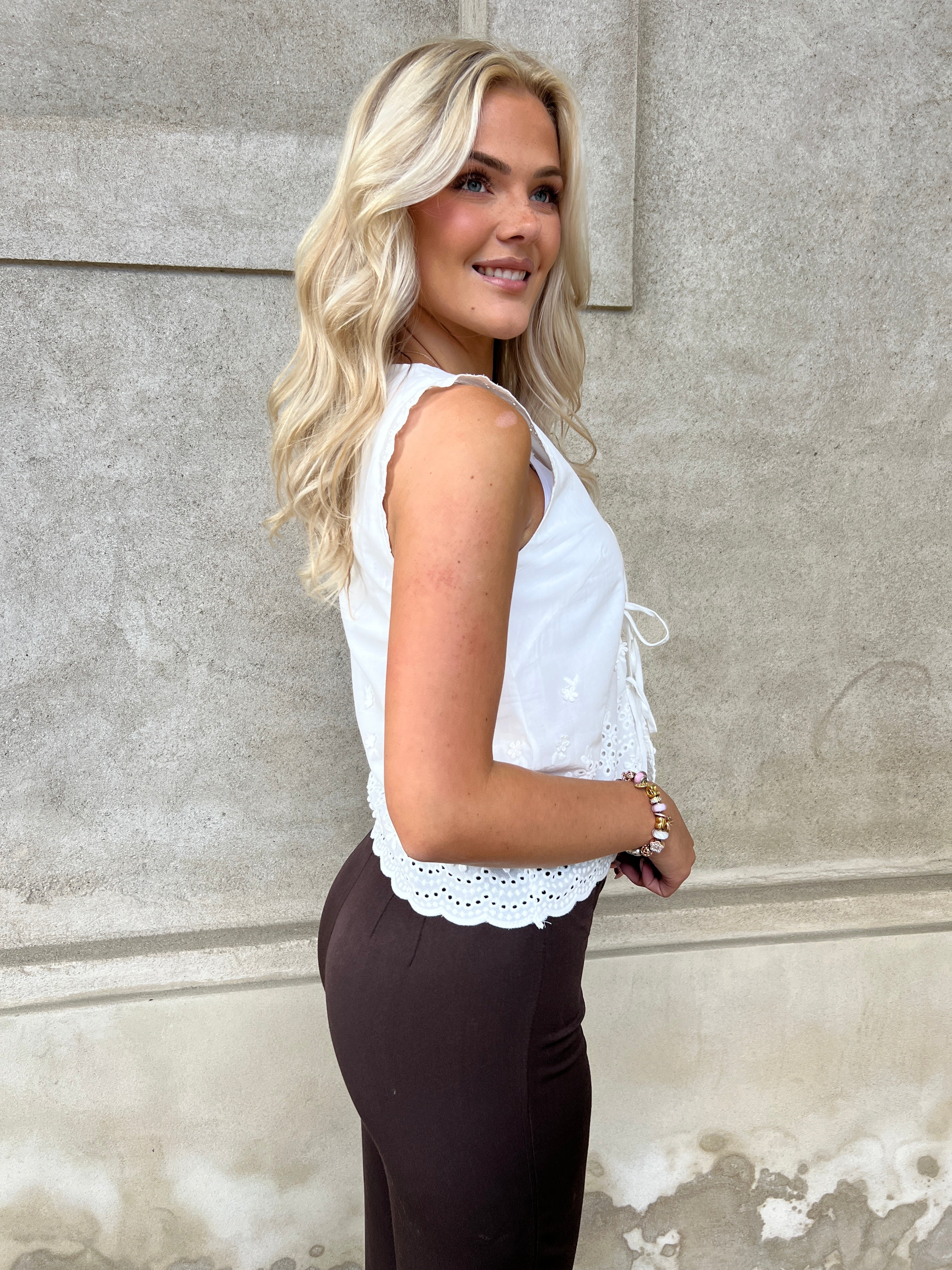 Emma Ella romantic top