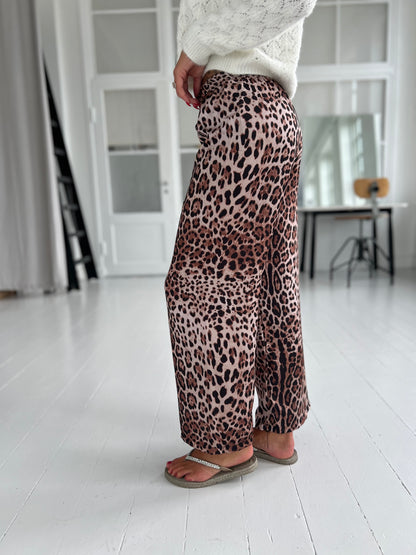 Estee Leopard pants (6485)-shorts-Åberg CPH-Åberg Copenhagen DK