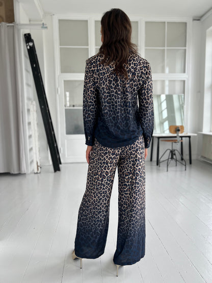 Louloa leopard shirt