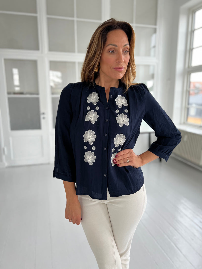 Majolica blue blouse