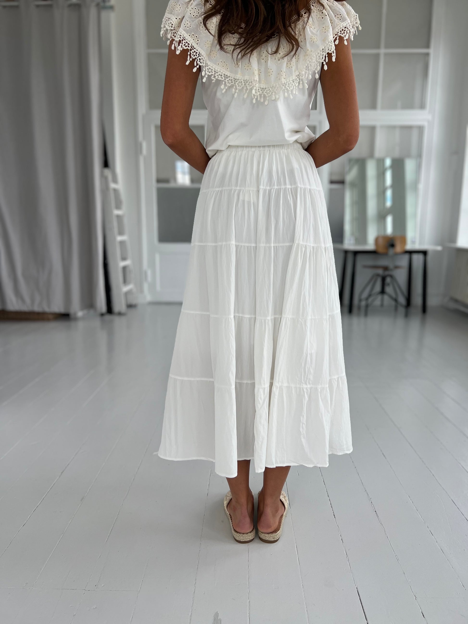 Lucce white long skirt (8809)-nederdel-Åberg CPH-Åberg Copenhagen DK