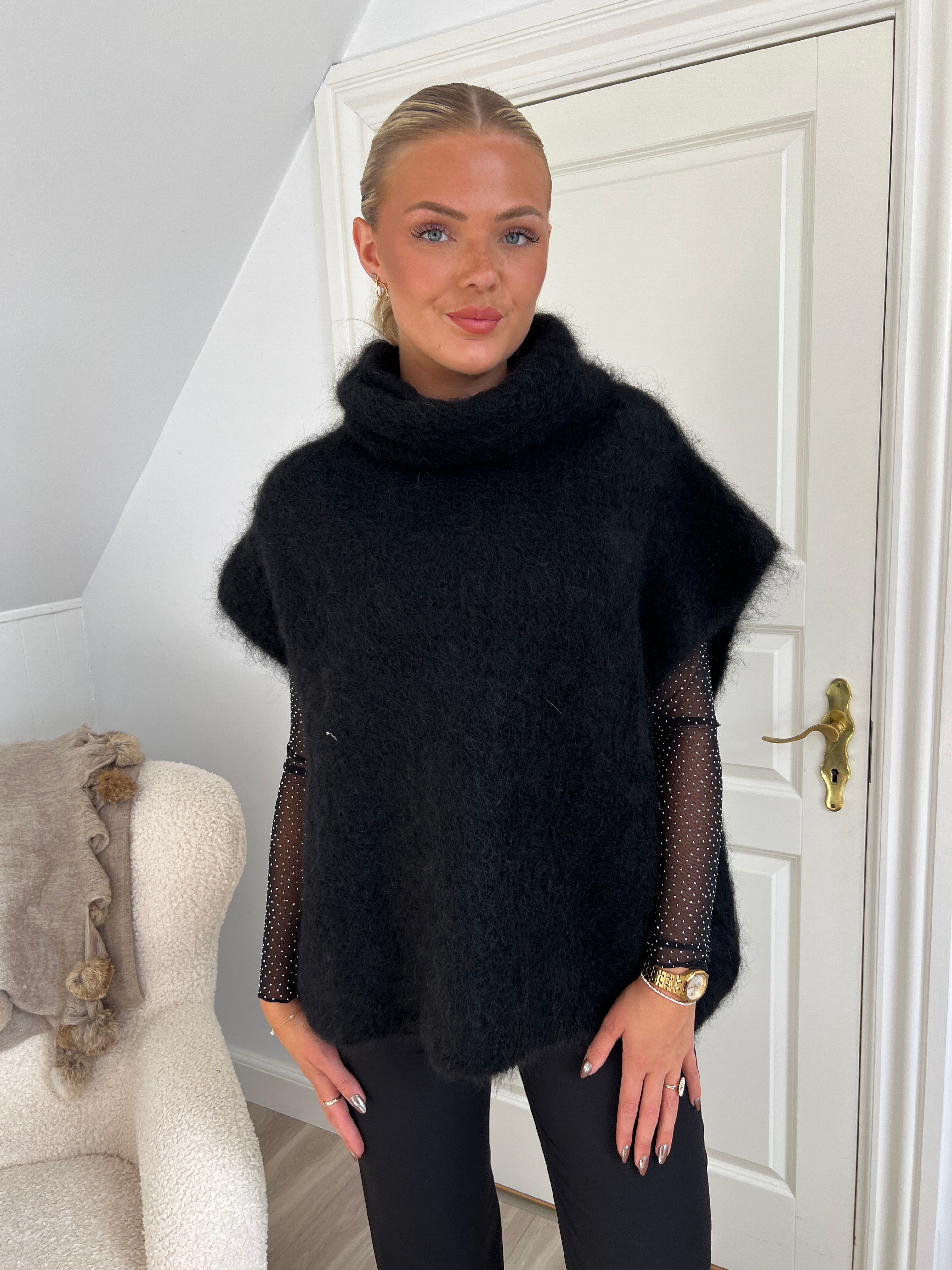 BCBJOERK rollneck vest - Black