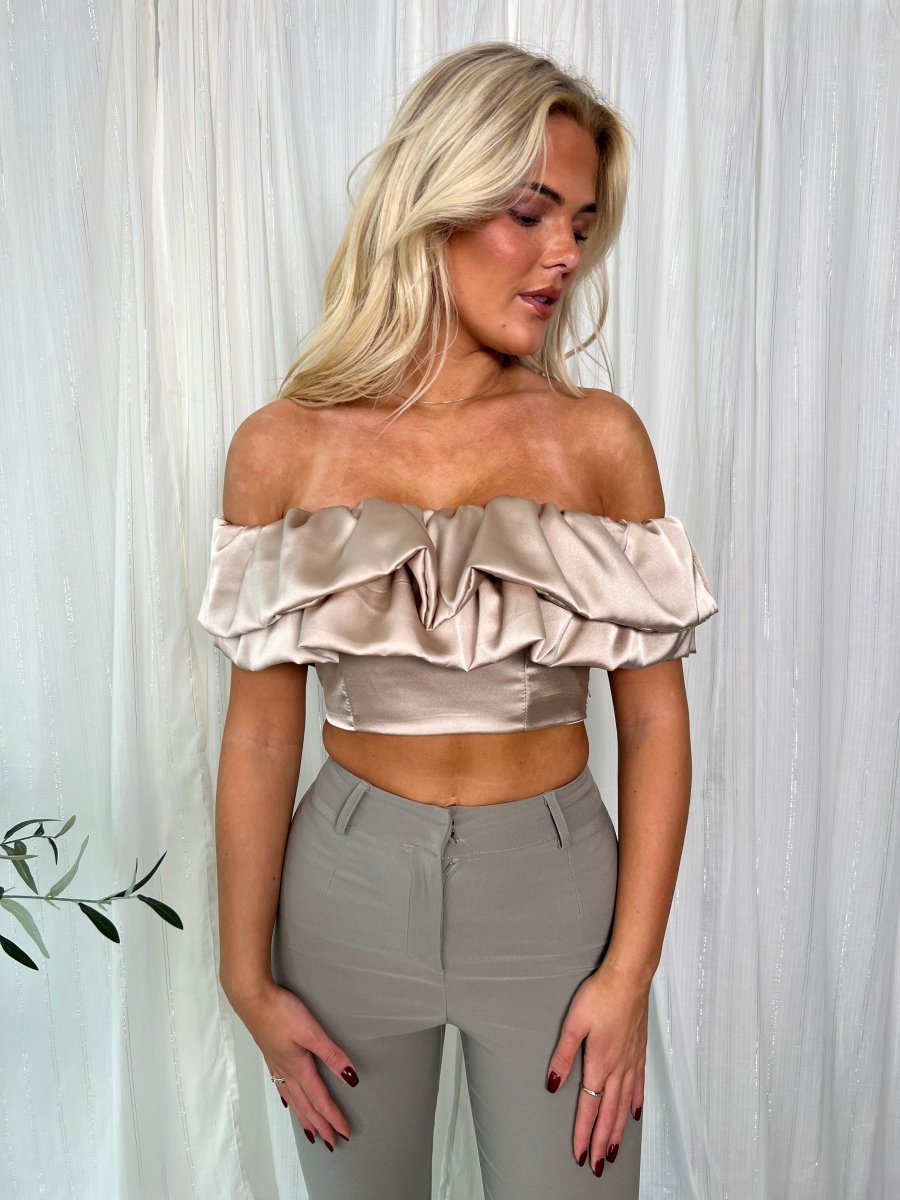 Alyssia beige satin top - Aaberg DK