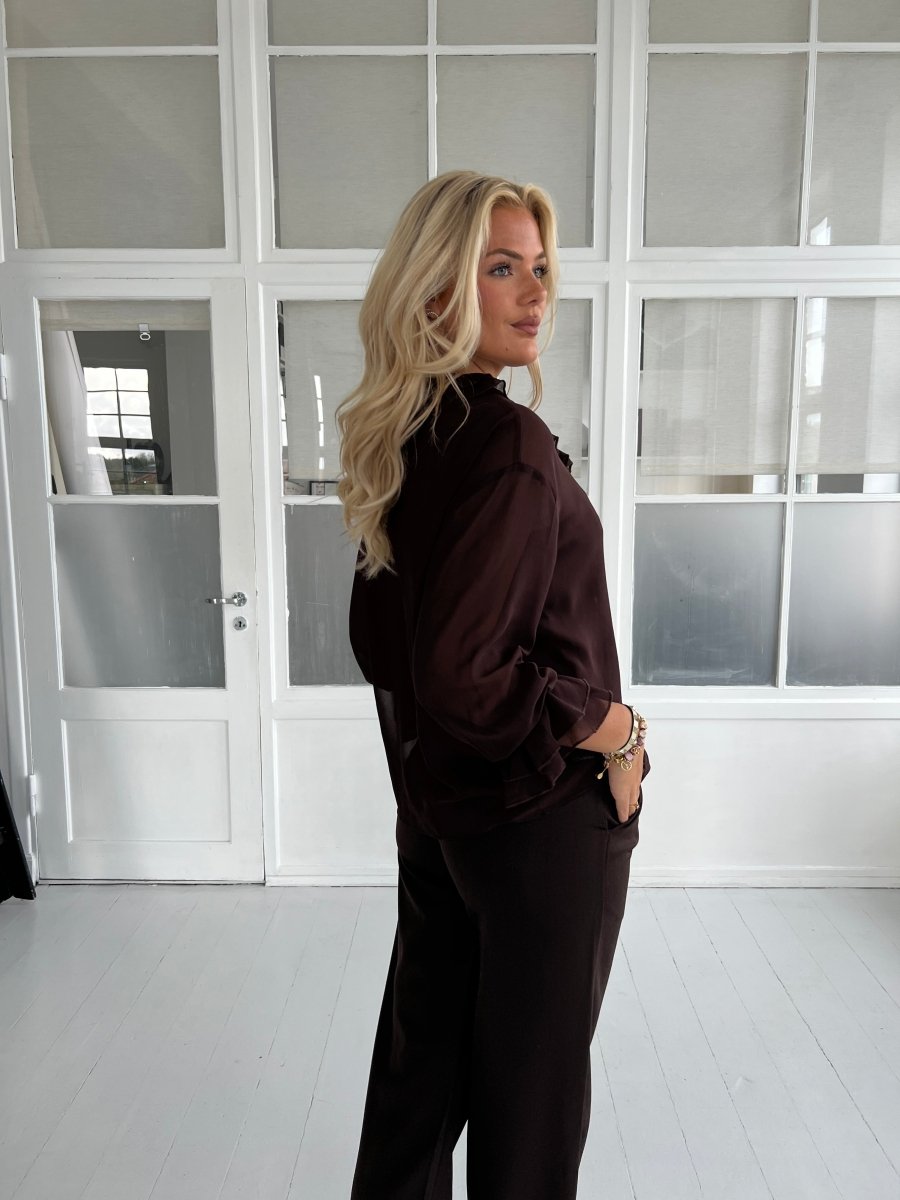 Azaka choko ruffle shirt - Aaberg DK