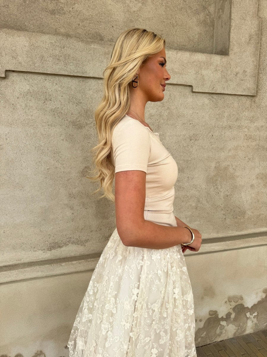 By Swan beige romantic blouse - Aaberg DK