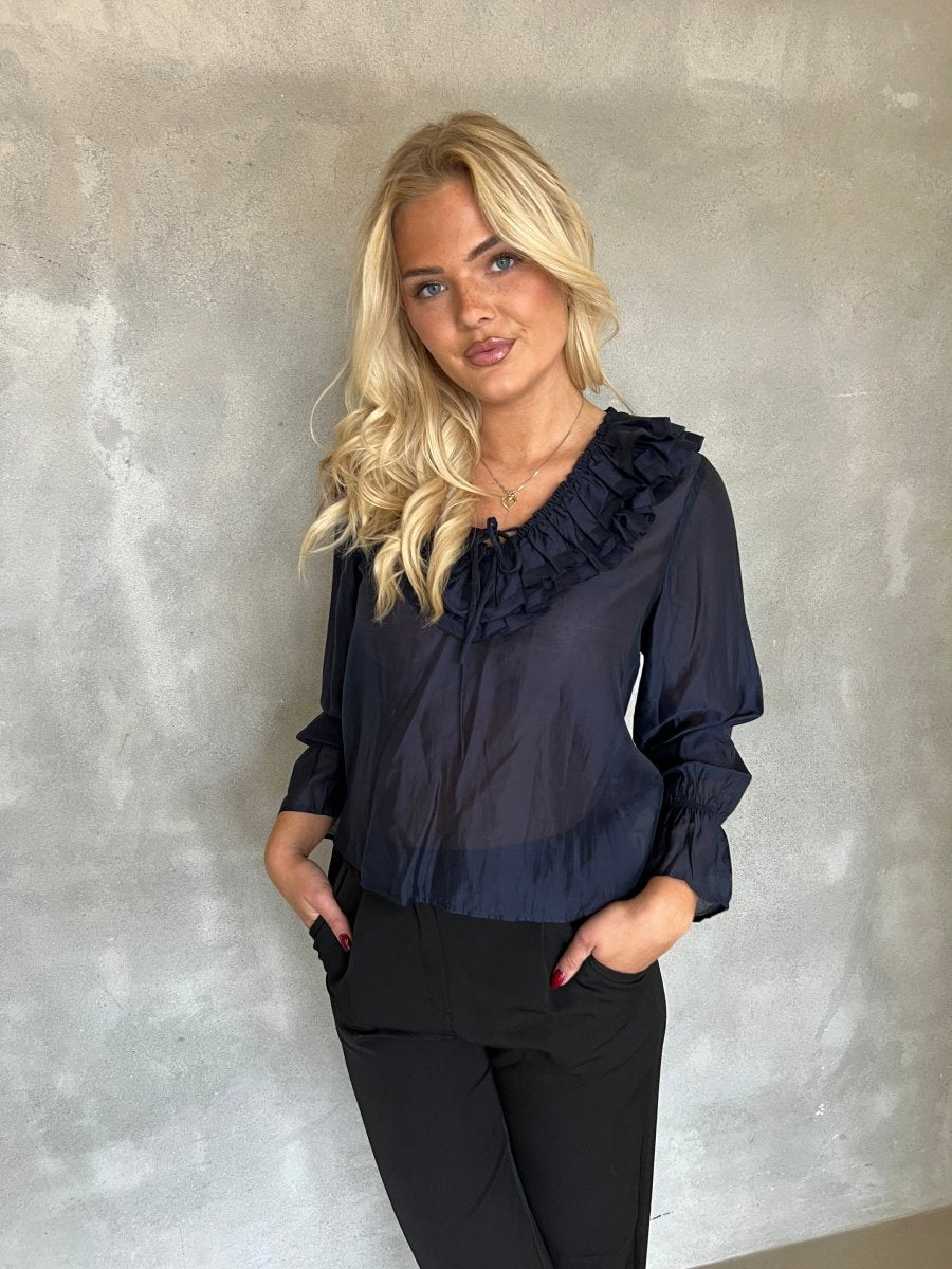 Continue - Bluse - Jody L/S - Navy blue - Aaberg DK