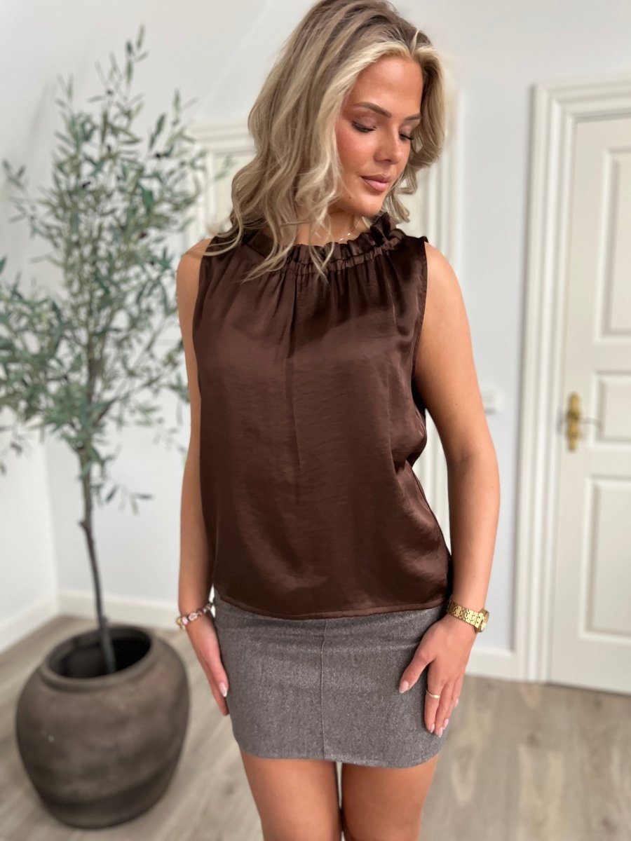 Continue - Top - Liva Solid - Brun - Aaberg DK