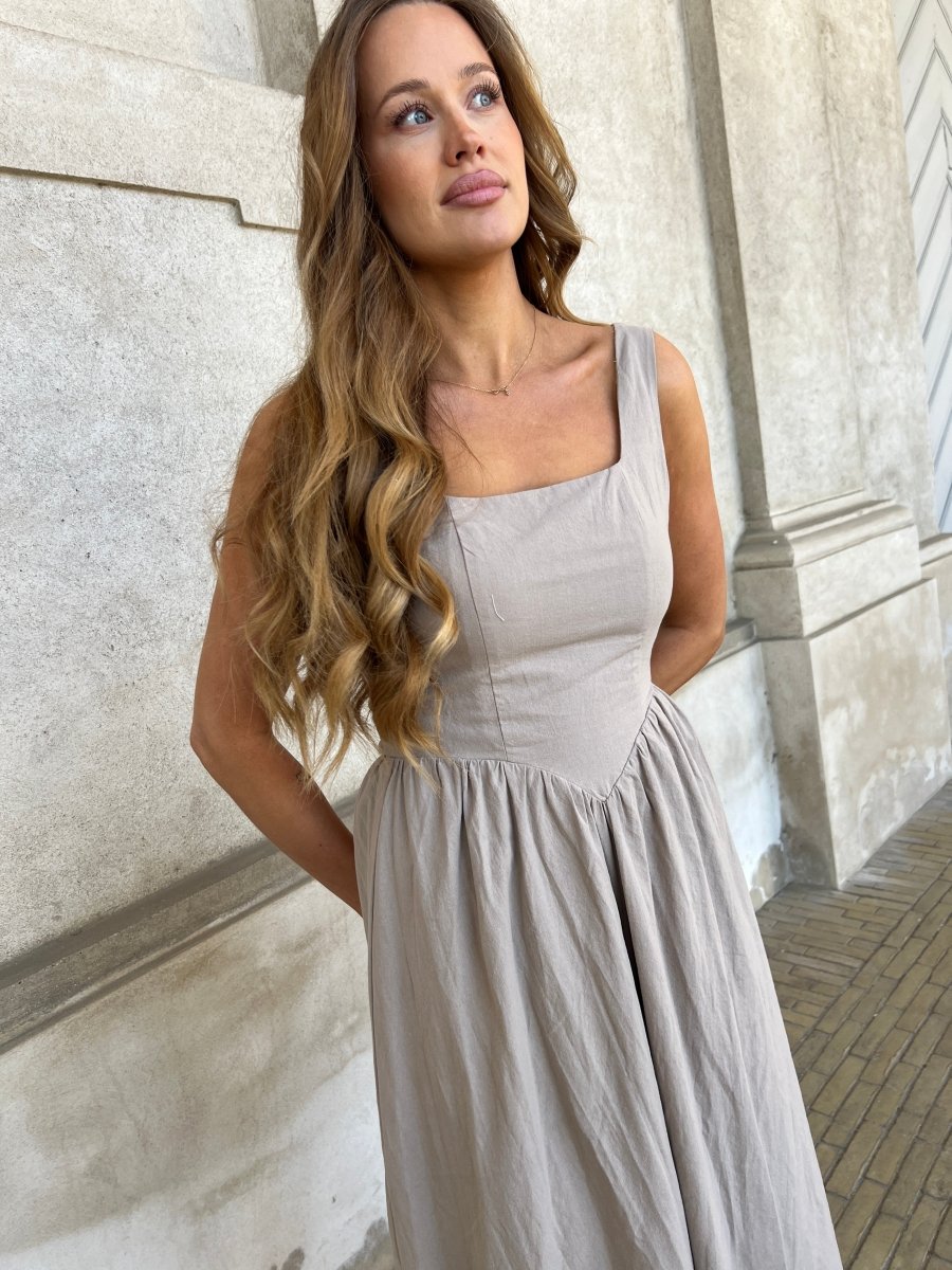 Eight luxe taupe elegant dress - Aaberg DK