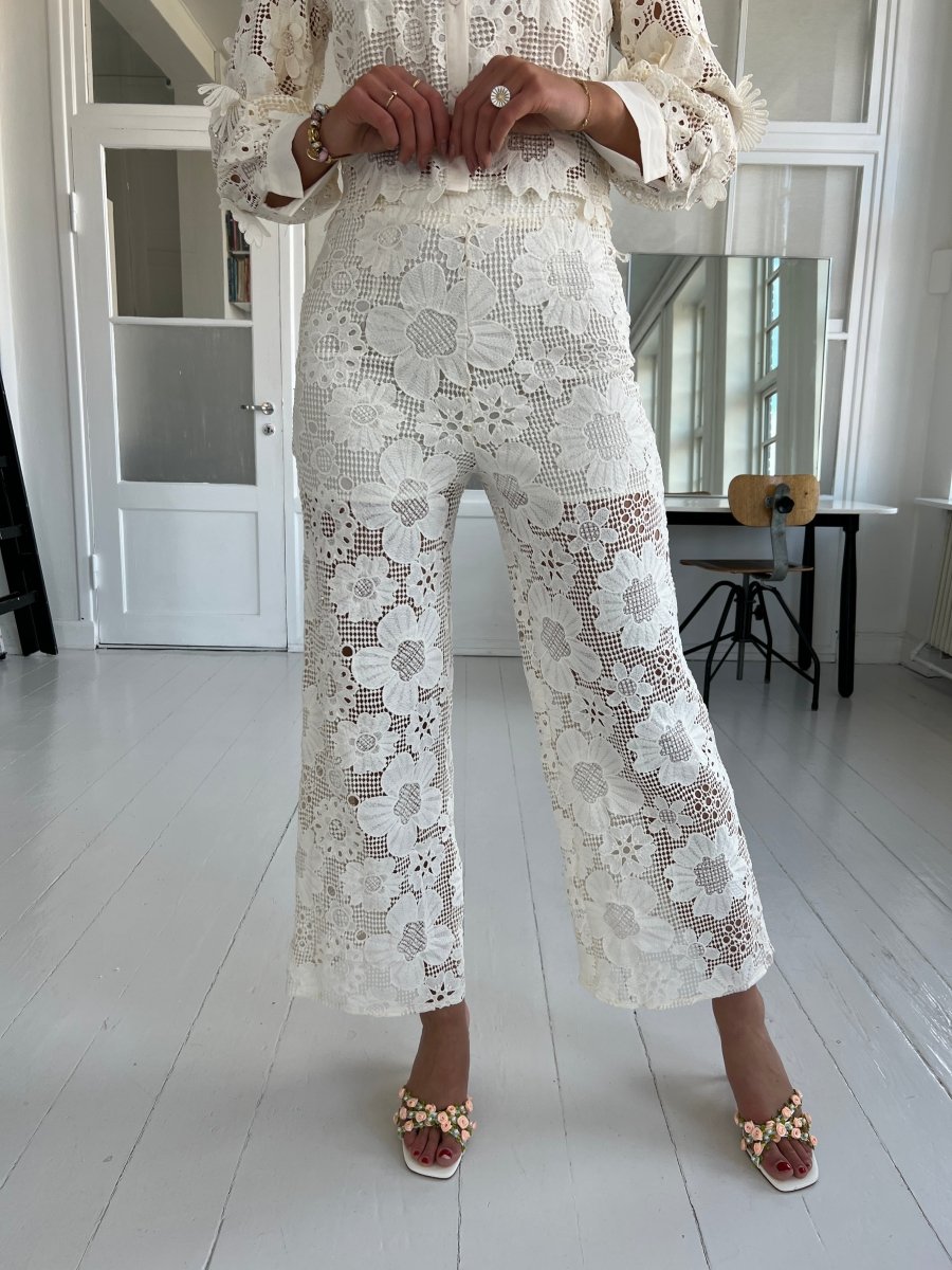 Elli white beige lace pants - Aaberg DK