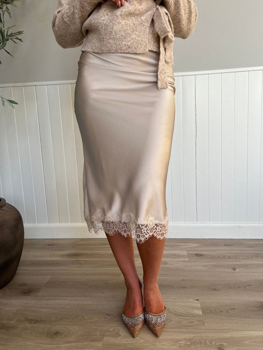 Estee beige satin skirt - Aaberg DK