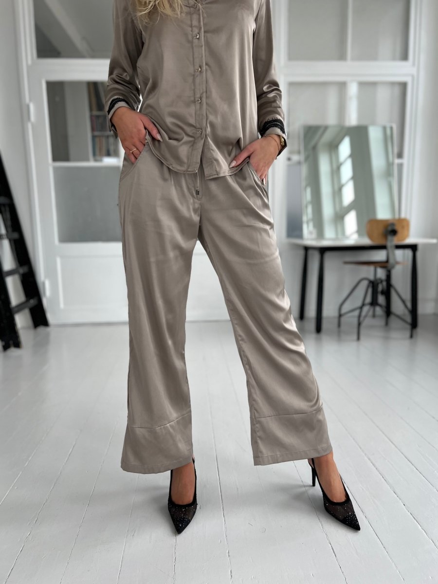 Gaspar Honolulu grey satin pants - Aaberg DK