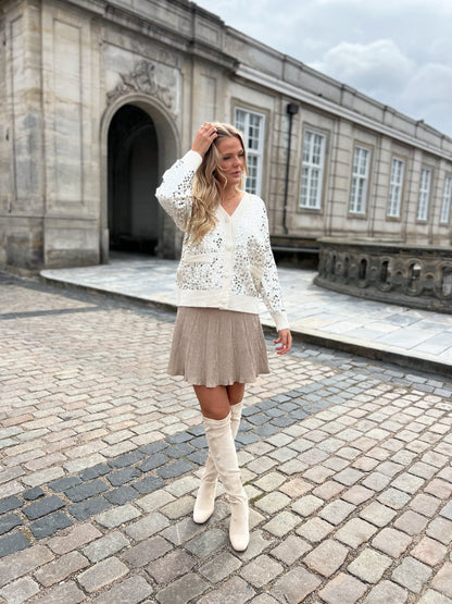 Flam råhvid cardigan m. palietter (8458)