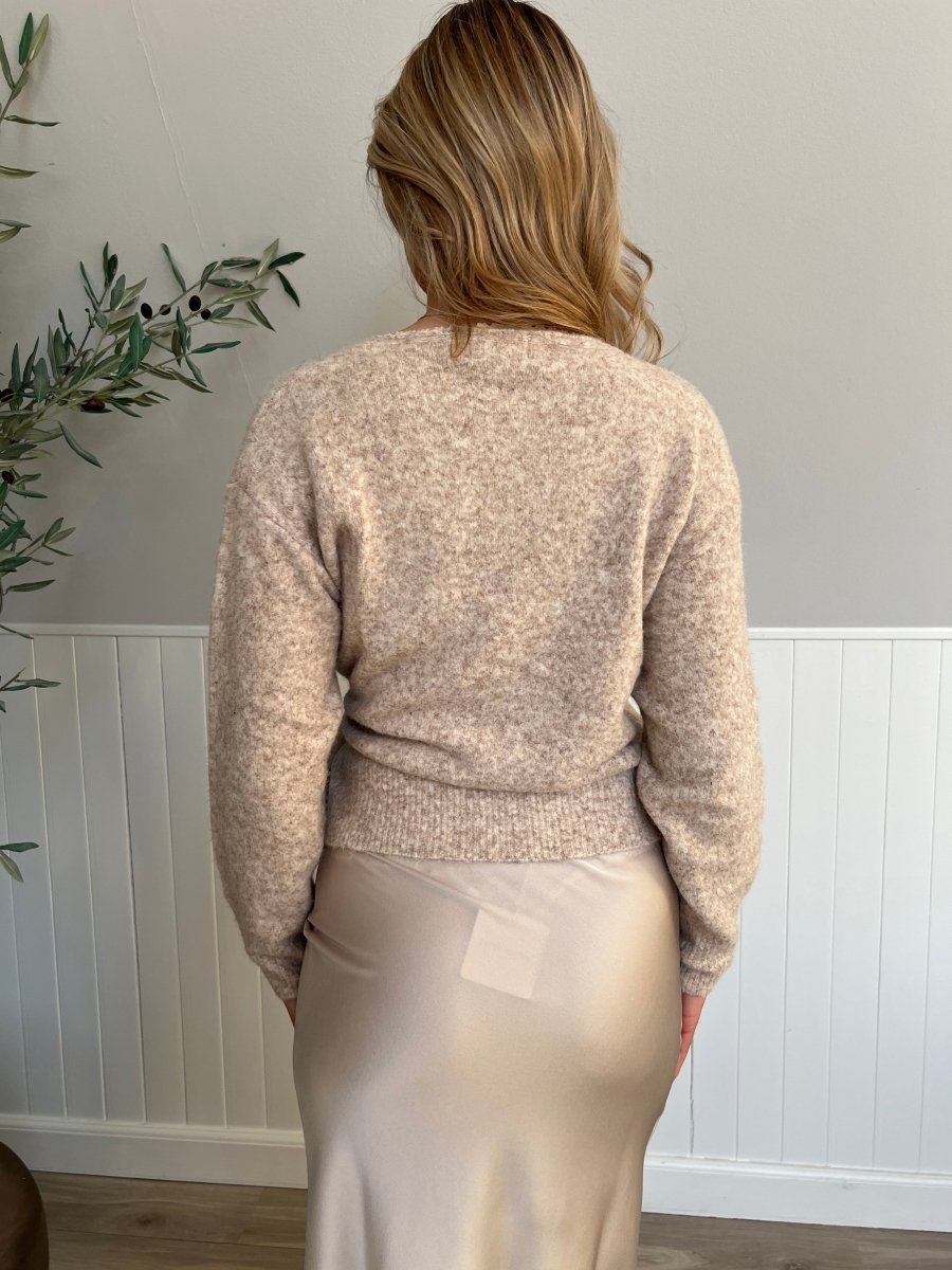 In April lys taupe slå - om strik - Aaberg DK